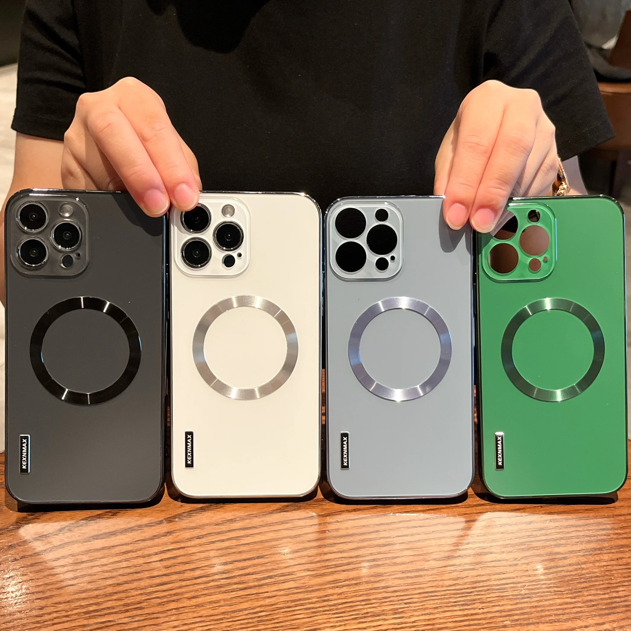 Kup Dla IPhone 14 Pro Max Case Nowy Magsafe Ssanie Magnetyczne Wysokiej Klasy Luksus Dla Iphone 13 12 Etui Na Telefon Anty Upadek Osłona Ochronna