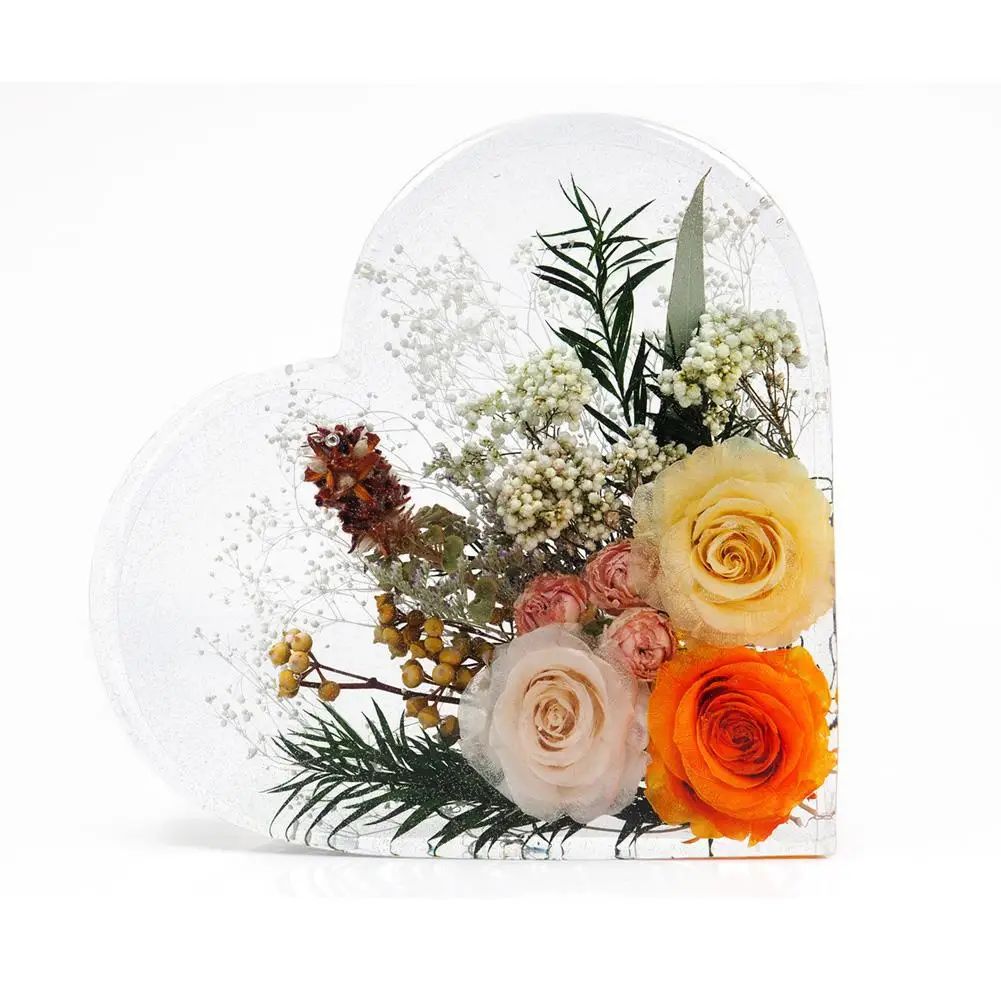 

DIY Silicone Heart-shaped Molds With Dried Flowers Gold Foil Accessories Handicraft Ornaments For Resin Casting