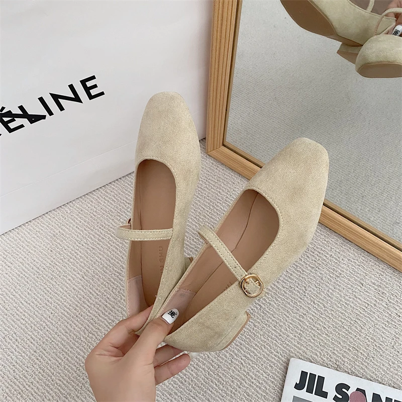 

2022 New Women Low Heels Square Toe Vintage Mary Jane High Heels Casual Spring Autumn Women Flat Shoes Size 35-40 lolita shoes