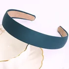 Повязка на голову женская, из 2021 пластика, широкая, нескользящая, резинка для волос из смолы с атласным покрытием