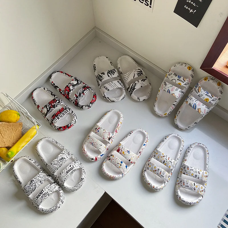 Couples wear graffiti slippers women summer indoor trend thick bottom home sandals and slippers men 2022 new slippers