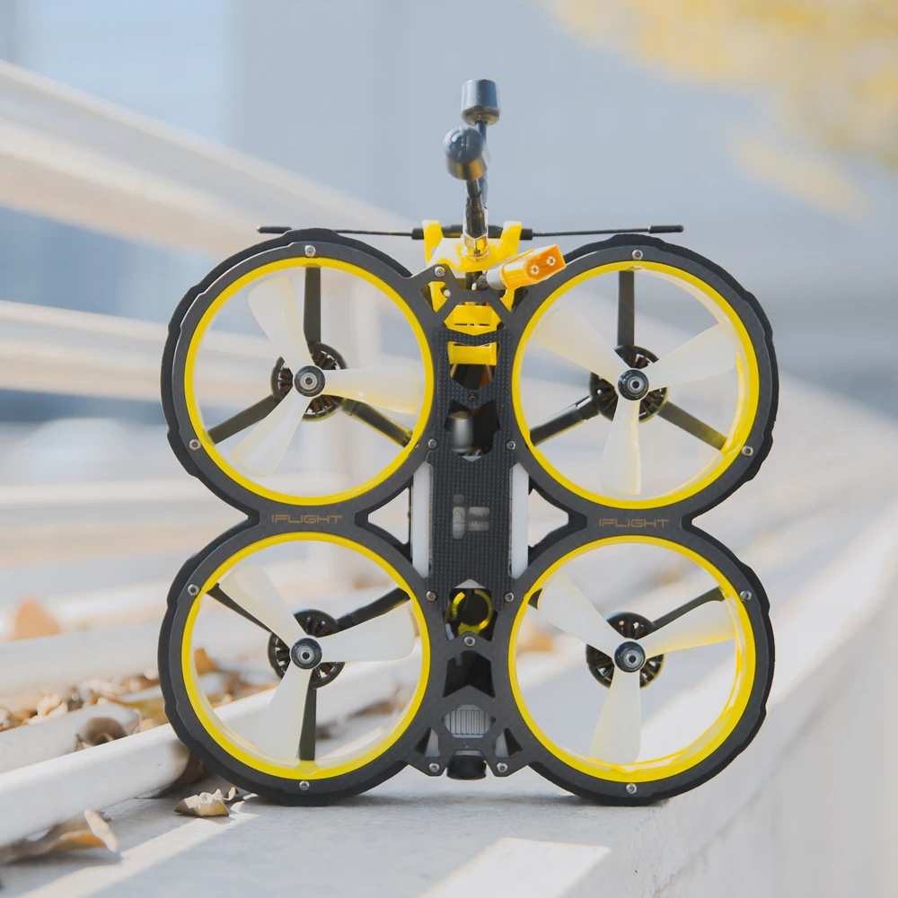 

IFlight BumbleBee HD V3 Beast F7 45A AIO Caddx Polar Vista XING 2203.5 3600KV 4S 2205 2300KV 6S 3inch 145mm FPV Cinewhoop Drone