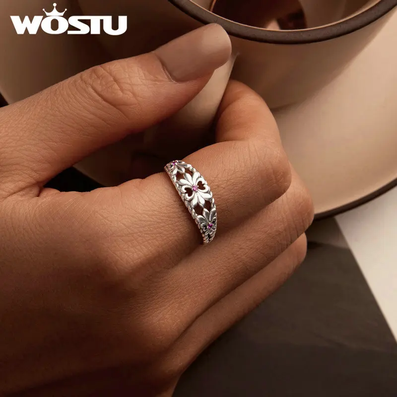 Женский комплект из кольца и серёг серебра 925 пробы