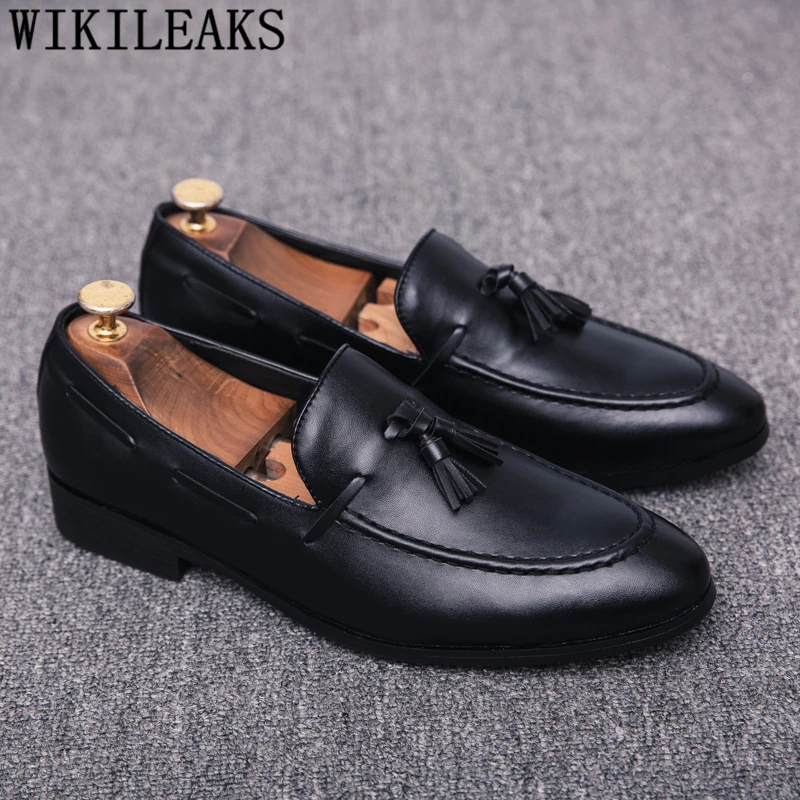 

Italian Men Glitter Shoes Brand Party Shoes For Men Coiffeur Tassel Formal Shoes Men Classic Sepatu Slip On Pria Chaussure Homme