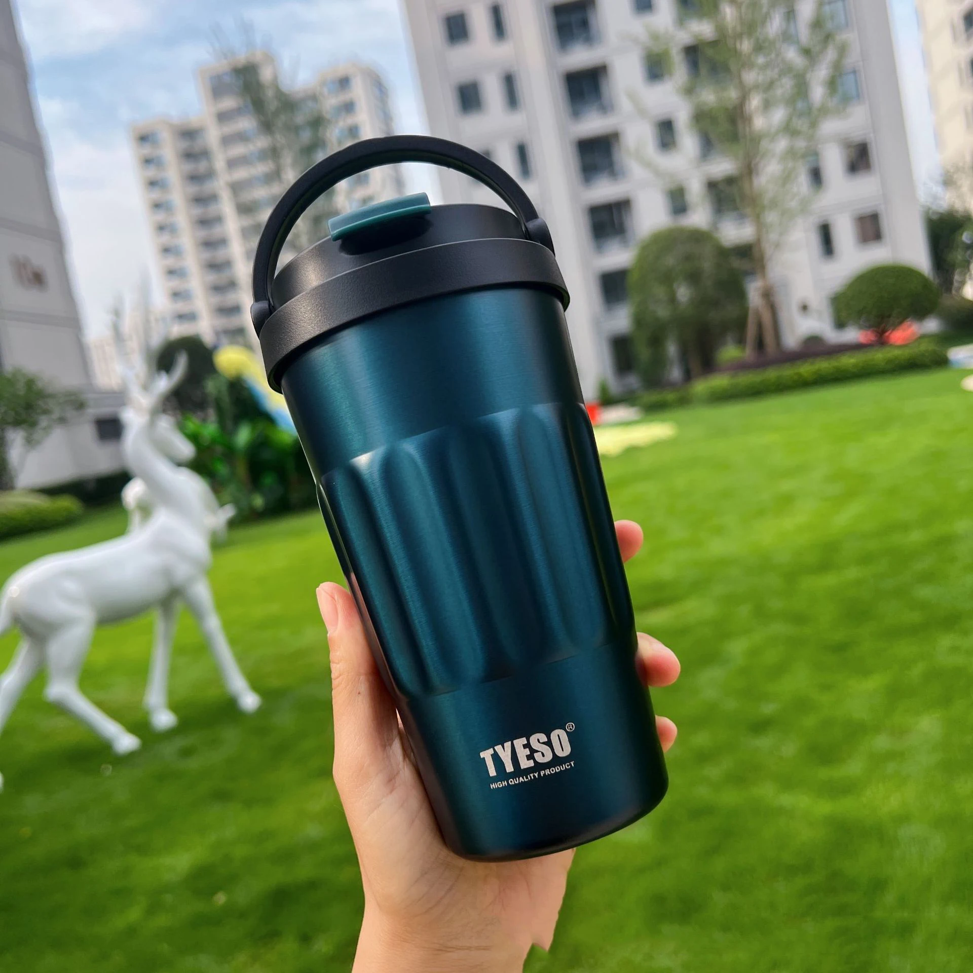 Vintage Metal Coffee Mug Thermos Portable 304 Stainless Steel Water Bottle Creative Handle Car Cup Travel Flask Coffee Mugs