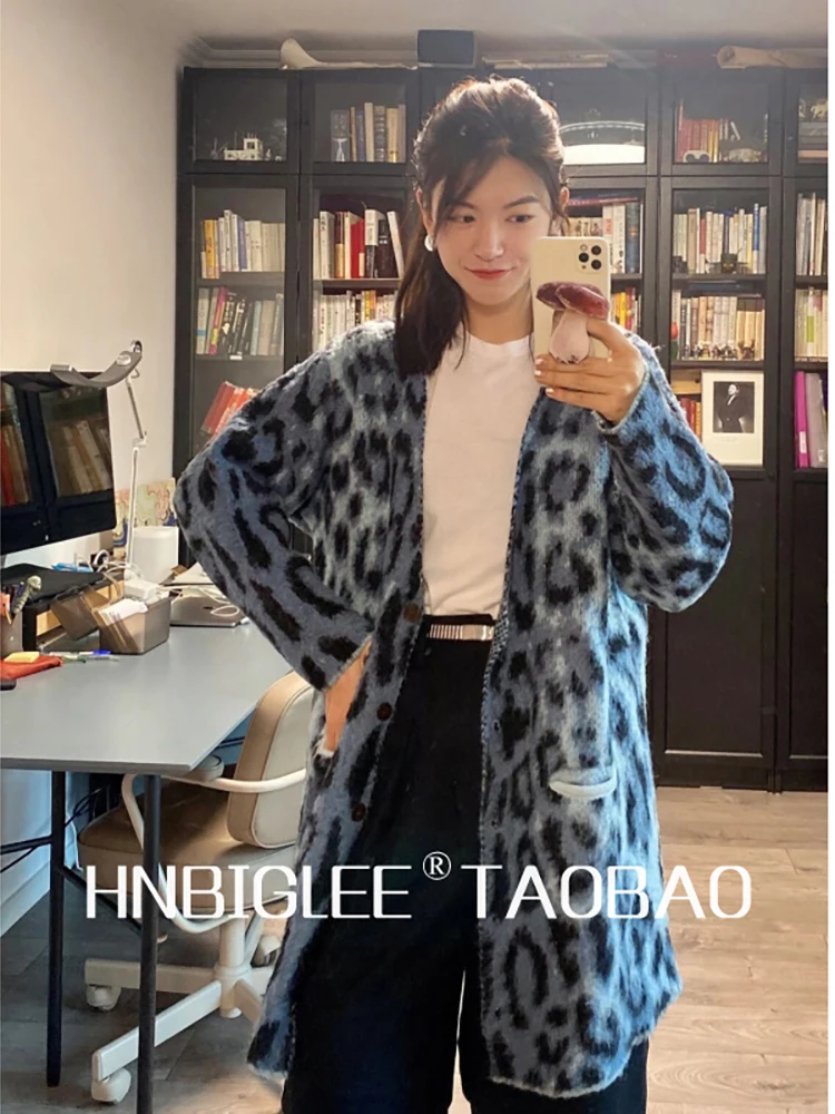 

Provide label High Quality Spring Women Fashion Runway Designer Long Sleeve Blue Leopard Loose Wool Knitting Cardigan Sweaters