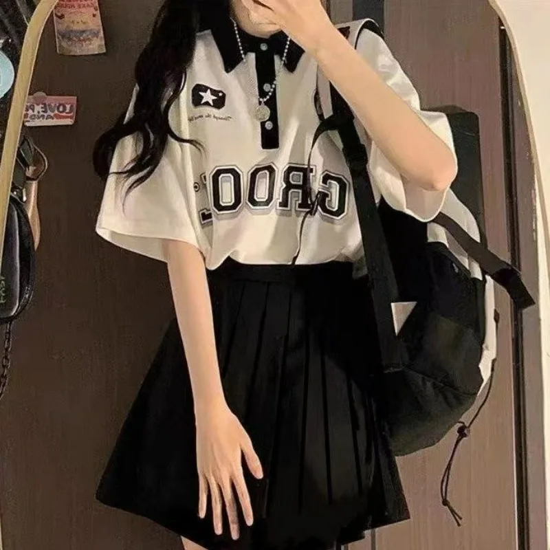 

Женская футболка-поло с коротким рукавом и черное Плиссированное Платье, повседневный комплект из двух предметов, Новинка лета 2023