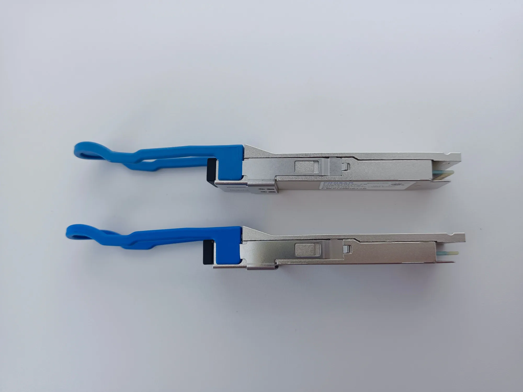 Finisar QSFP Module 40G 2KM Fiber Transceiver FTL4C1QL2C-FB/FTL4C1QL1C-FB/FTL4C1QL1L/QSFP 1310nm 40GB 2km LC 0 to70°C