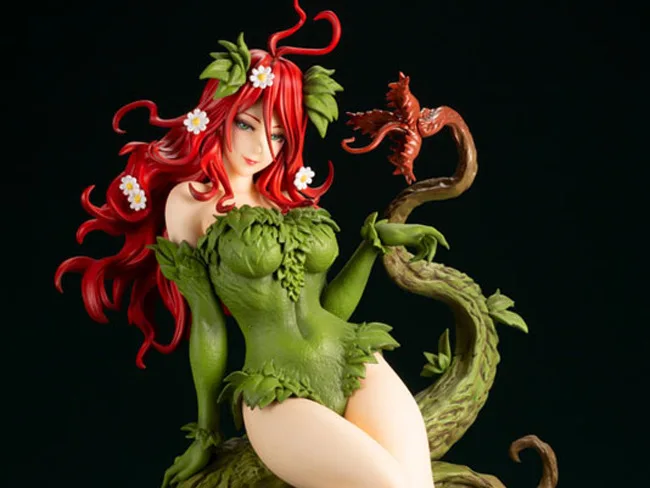 

20cm Anime Figure Pamela Lillian Isley Action Figure Villain Pvc Collectible Model Toy