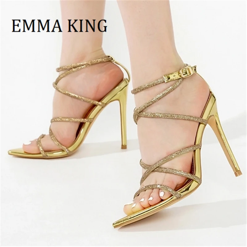 Женские босоножки-гладиаторы с острым носком и ремешком на щиколотке