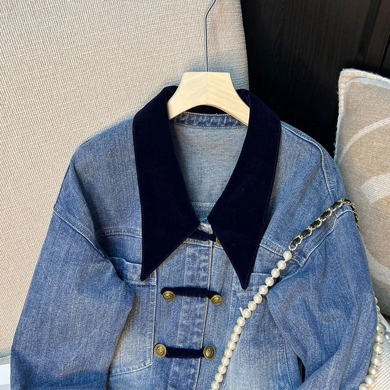 Рисунок 4 - Женская джинсовая куртка в стиле ретро