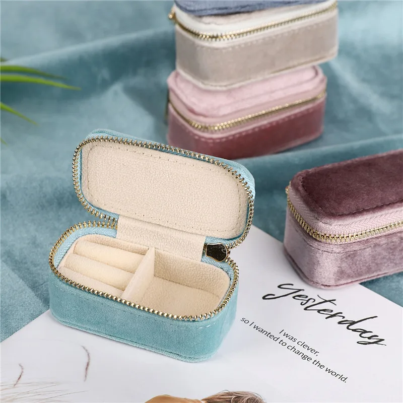 

1pcs Portable Mini Velvet Water Proof Jewelry Bag Ring Box Earrings Storage Box Packaging Earring Holder Gifts Box
