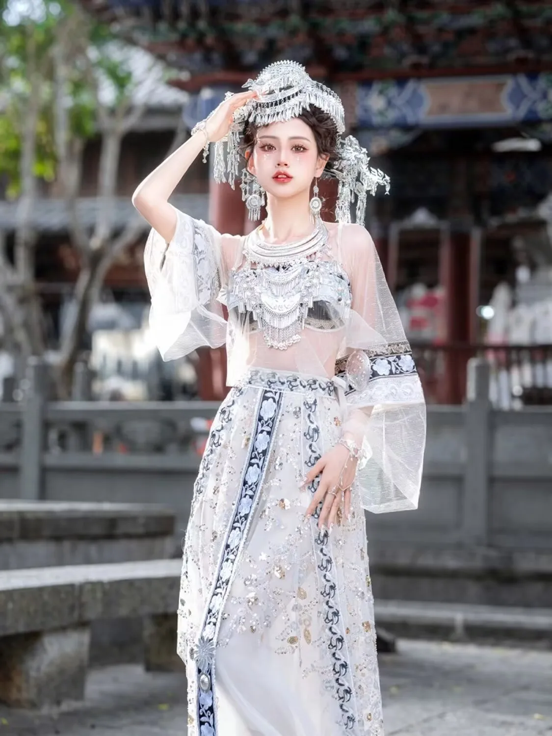 Новая одежда Miao' S Girl Miao Xishuangbanna Yunnan Dali летняя для фотосъемки в этническом стиле