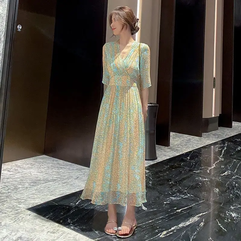 

Korean Beach Style Retro Long Women Party Chic Vintage Lantern A Line Dress High Casual Dress V Neck Bohemian Summer Dresses