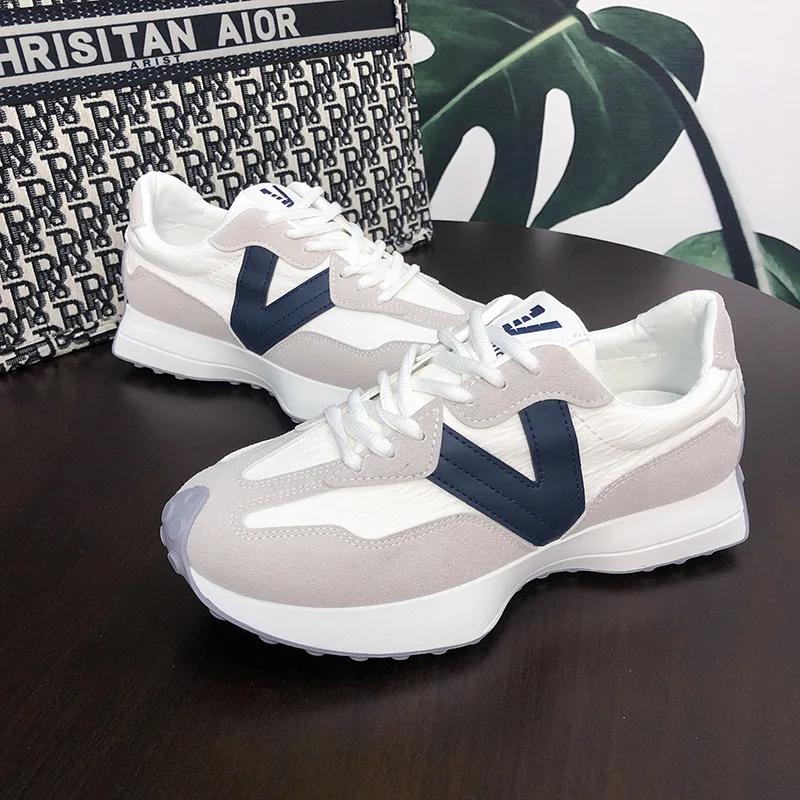 Spring Women Sneakers Mesh Casual Shoes 2023 Autumn New Lightweight Outdoor Sports Shoes Breathable Running Shoes Size 35-45