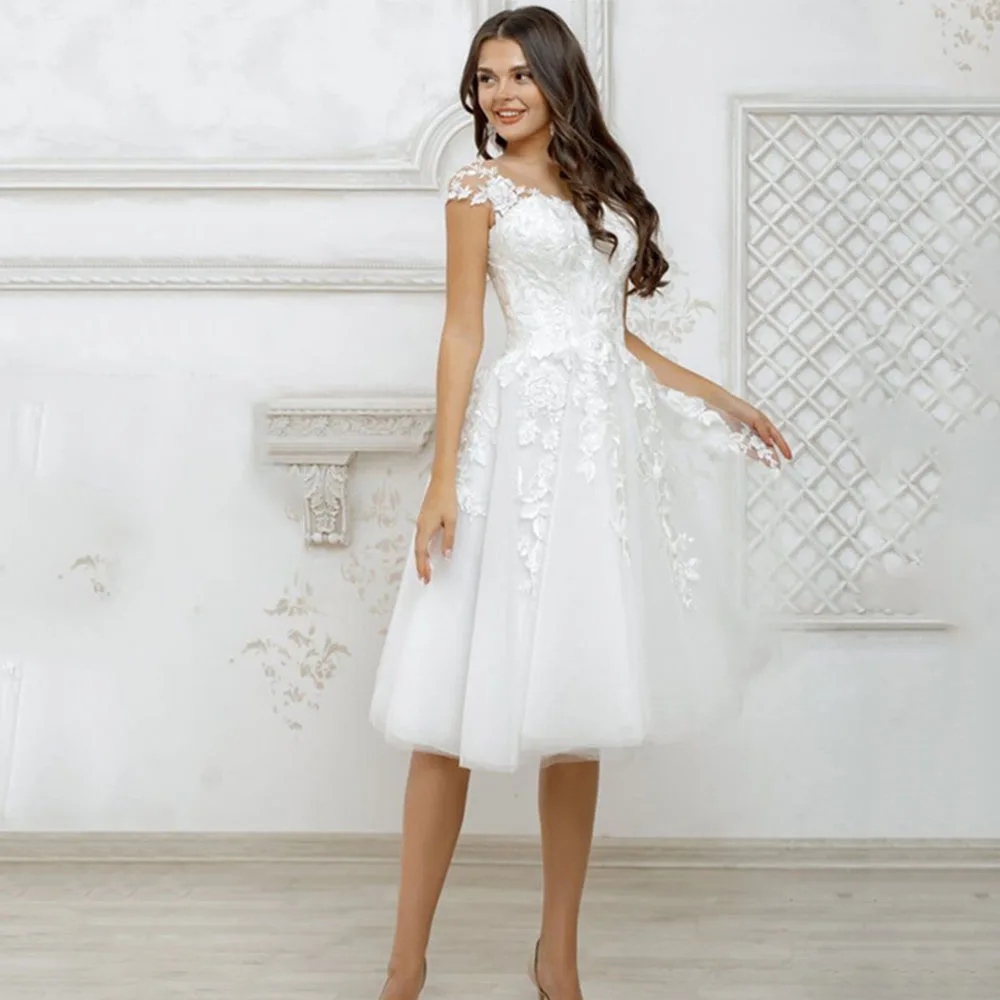 

Платье свадебное кружевное ТРАПЕЦИЕВИДНОЕ до колена, простой наряд невесты с коротким рукавом, аппликацией и V-образным вырезом