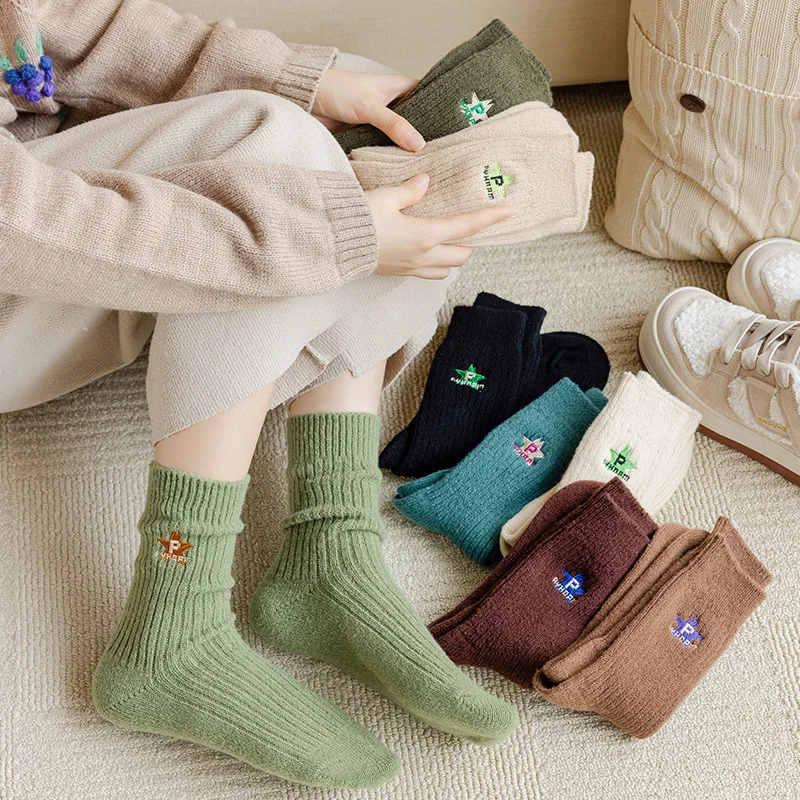 

Solid Sock for Woman Letter P Adult Kawaii Ladies Socks Thicken Sox Warm Sporting Cotton Autumn Winter Female Trendy Calcetines