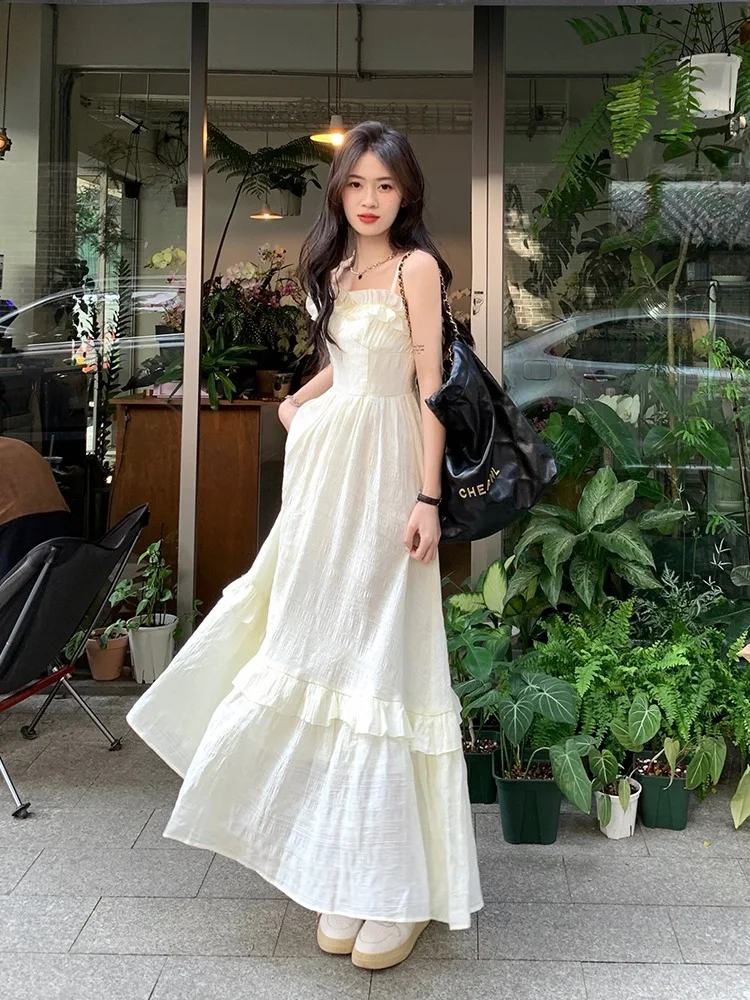 

Women's Summer Sling Dress 2023 Fashion Elegance Luxury Sweet French Style Waist Hugging Slimming Design Sense Long Loose Dress