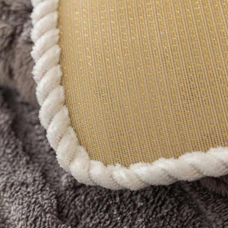 Рисунок 5 - Зимний теплый чехол для дивана