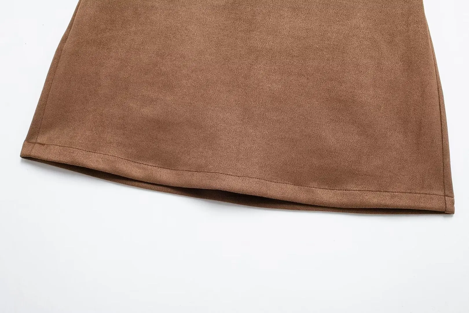 Женская мини-юбка трапециевидной формы