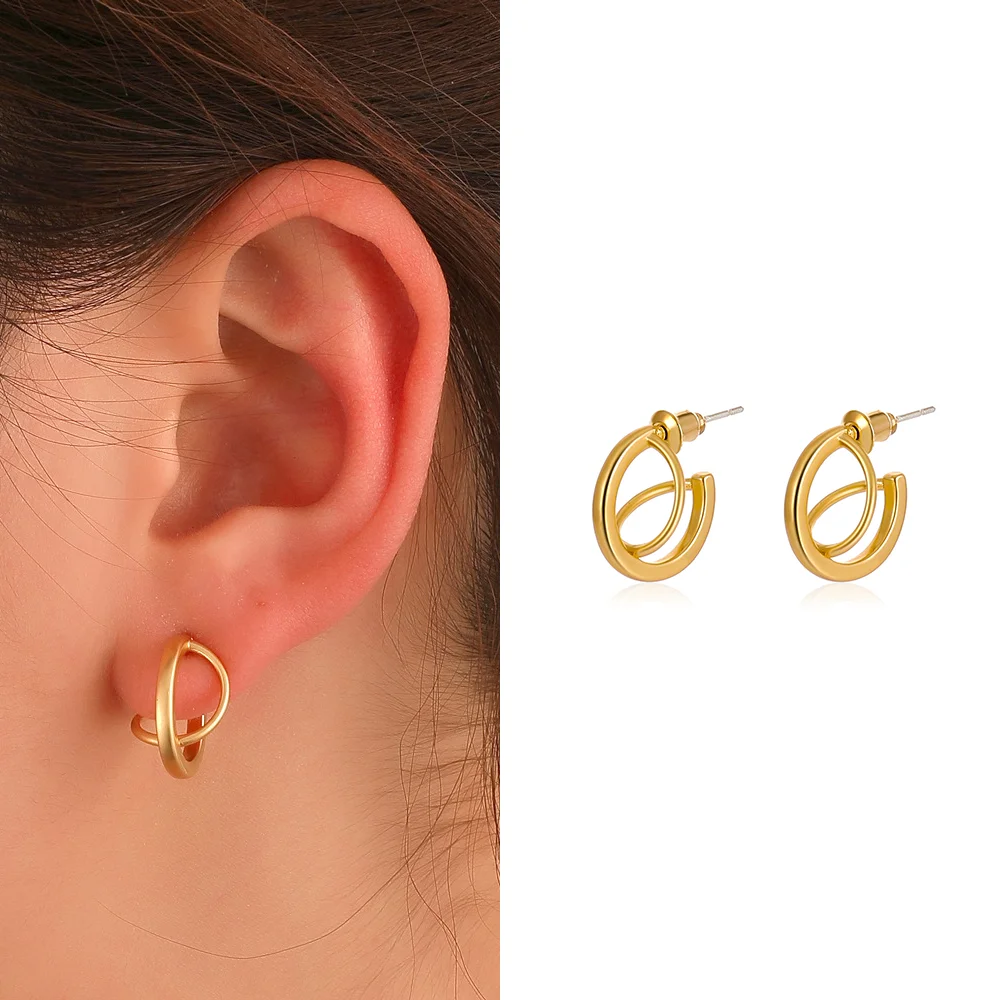 

Retro geometric C-shaped earrings for women light luxury matte irregular metal earrings personality versatile earrings