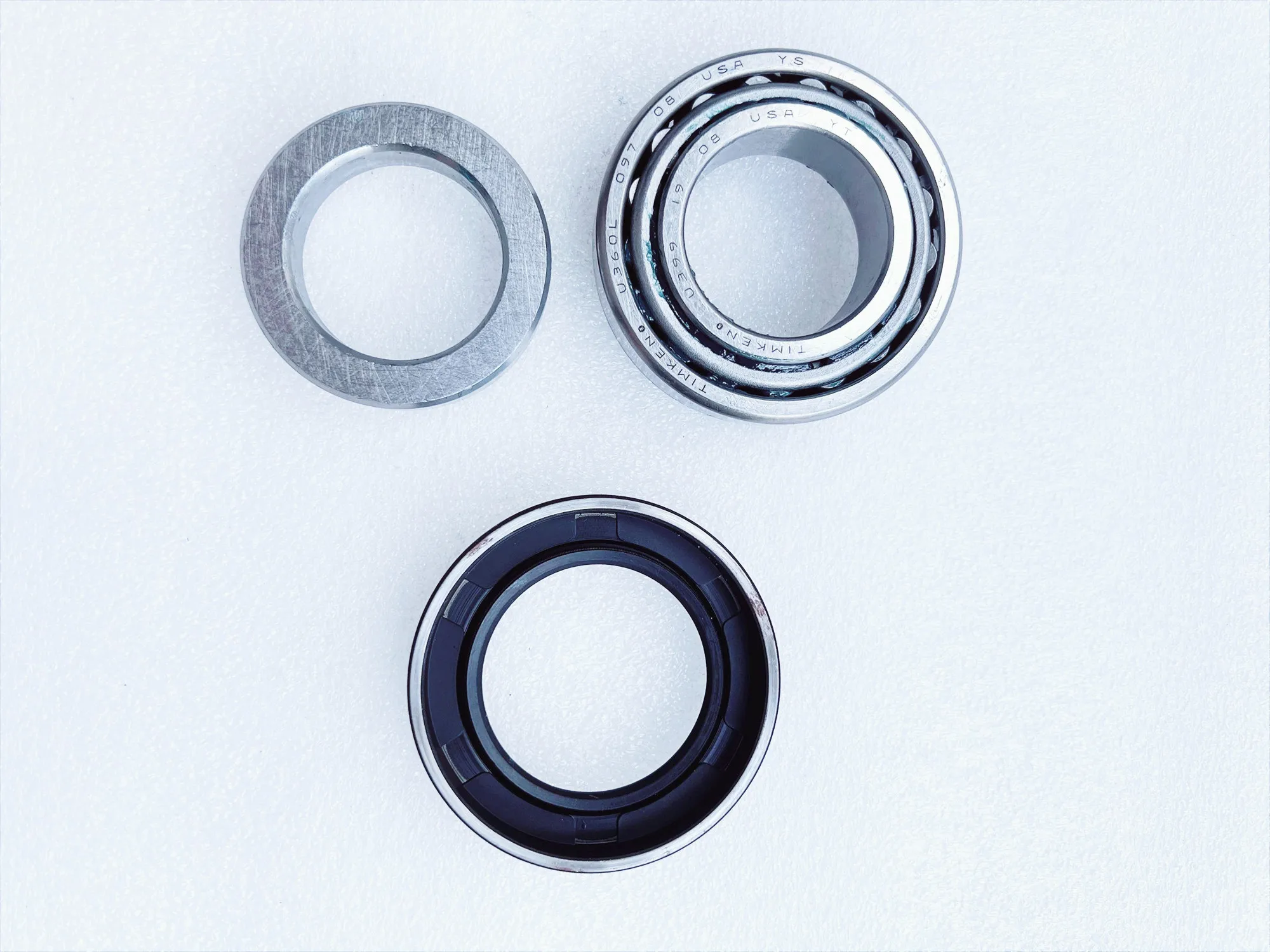 Подшипник заднего полувала для Jeep Wrangler 83503064, 68499023AA, кольцо заднего полувала 83503077 68499022AA Wrangler 2007-2023