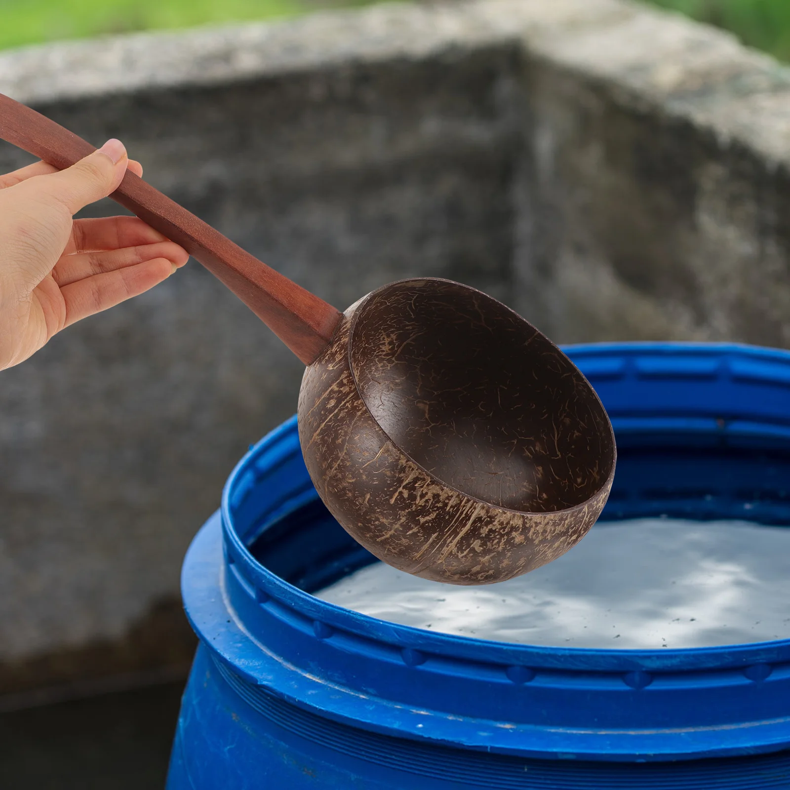 Кухонная утварь половник для воды бытовая скорлупа кокоса длинная ручка гаджет