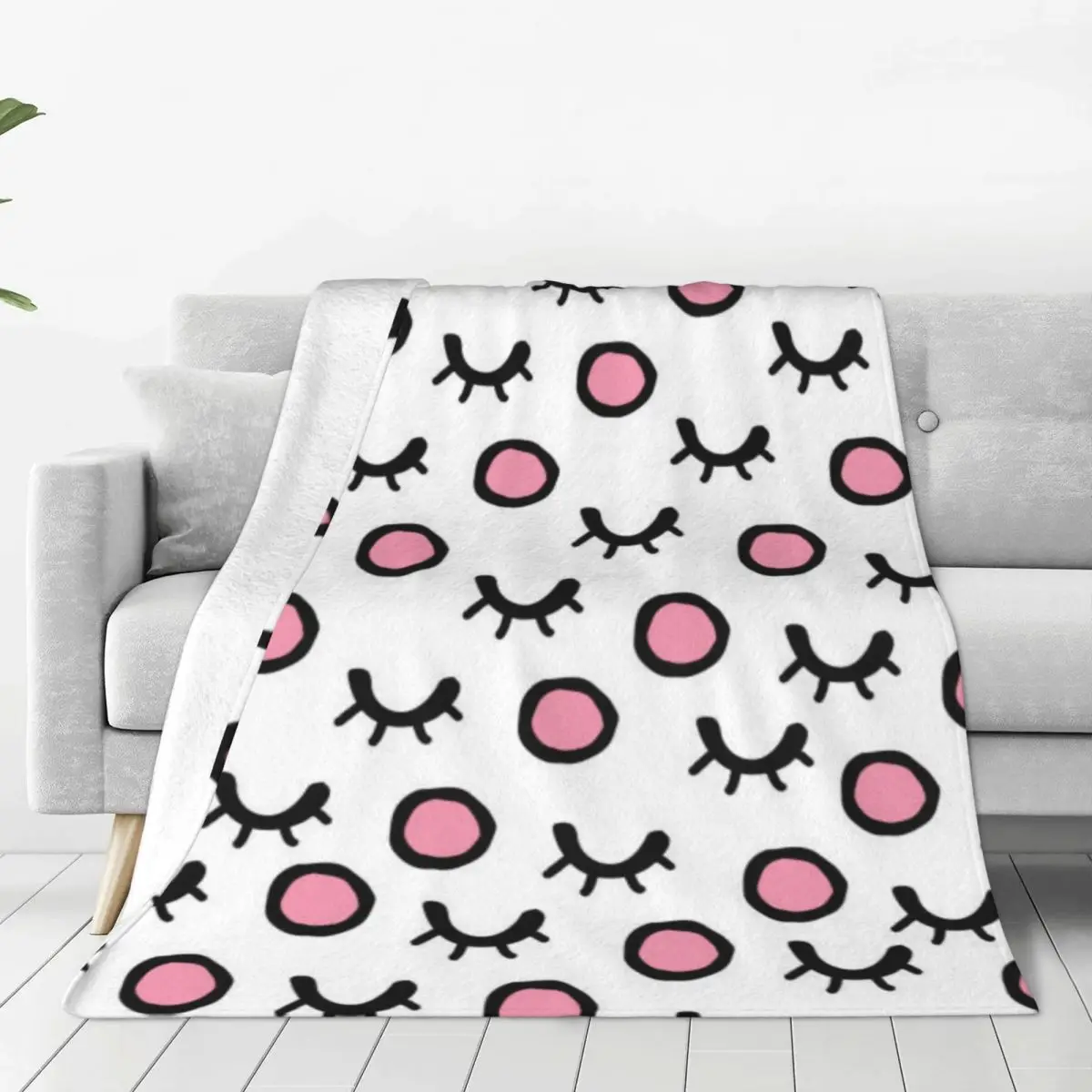 

Eyelash Blanket Bed Living Room Bedspread Winter Throw Blanket the creative cute Minimalistic design microfiber Anti-pilling