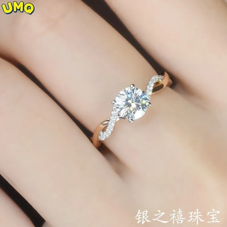 

Женское кольцо из серебра 925 пробы с имитацией камня