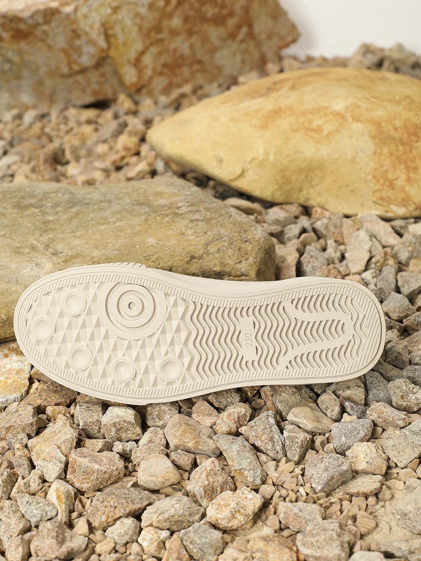 Рисунок 6 - Туфли Unykosnp женские