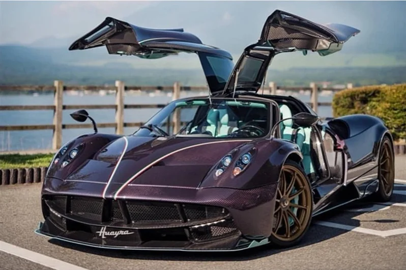 Фото 1:32 Pagani Huayra Dinastia Модель гоночного автомобиля из сплава, литые металлические игрушки, модель спортивного автомобиля, высокий симулятор, детск... №5