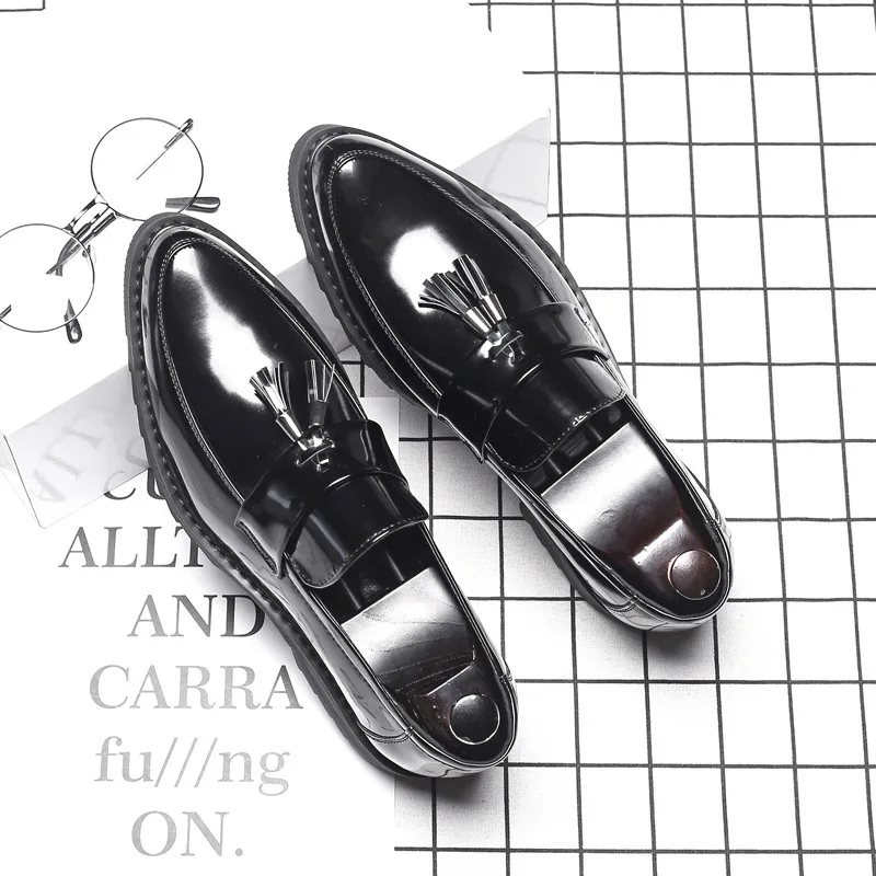 

England style mens fashion party banquet dress patent leather tassels shoes slip on driving shoe gentleman summer loafers zapato