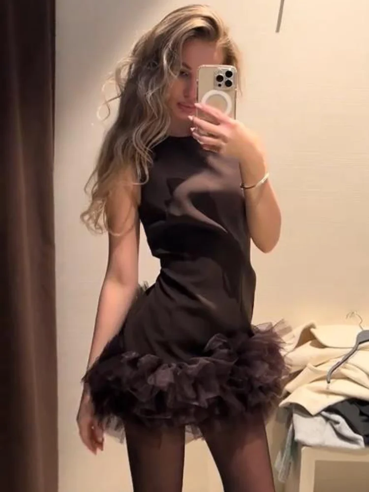 Сетчатое мини-платье без рукавов