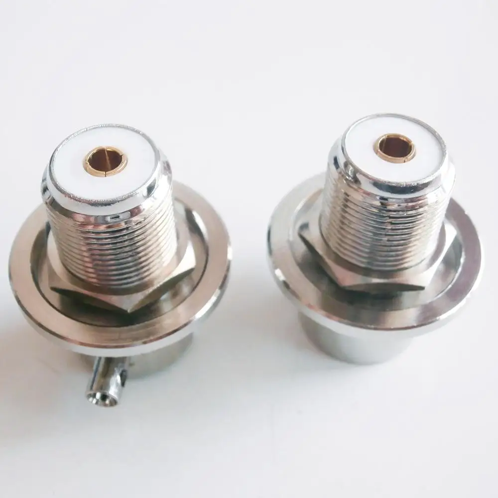 

PL259 SO239 UHF Female 2 Hole Connector Clamp Solder RG58 RG142 RG223 RG400 LMR195 Cable Bulkhead Panel 90 Degree Right Angle