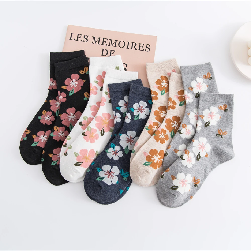 

New Chic Floral Socks Women Kawaii Flower Preppy Lovely Mori Girl Literary Style Christmas Gift Dropship
