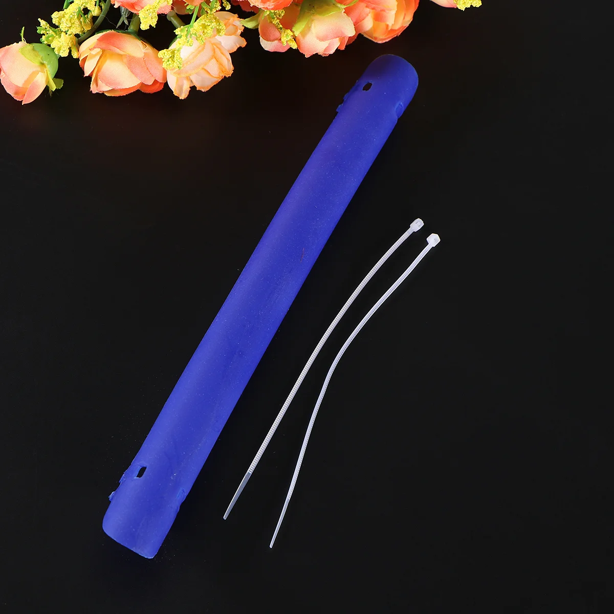 

Rubber Care Chain Posted Rear the Fork Protector Chain Affixed Stickers Chain Protector (Blue)