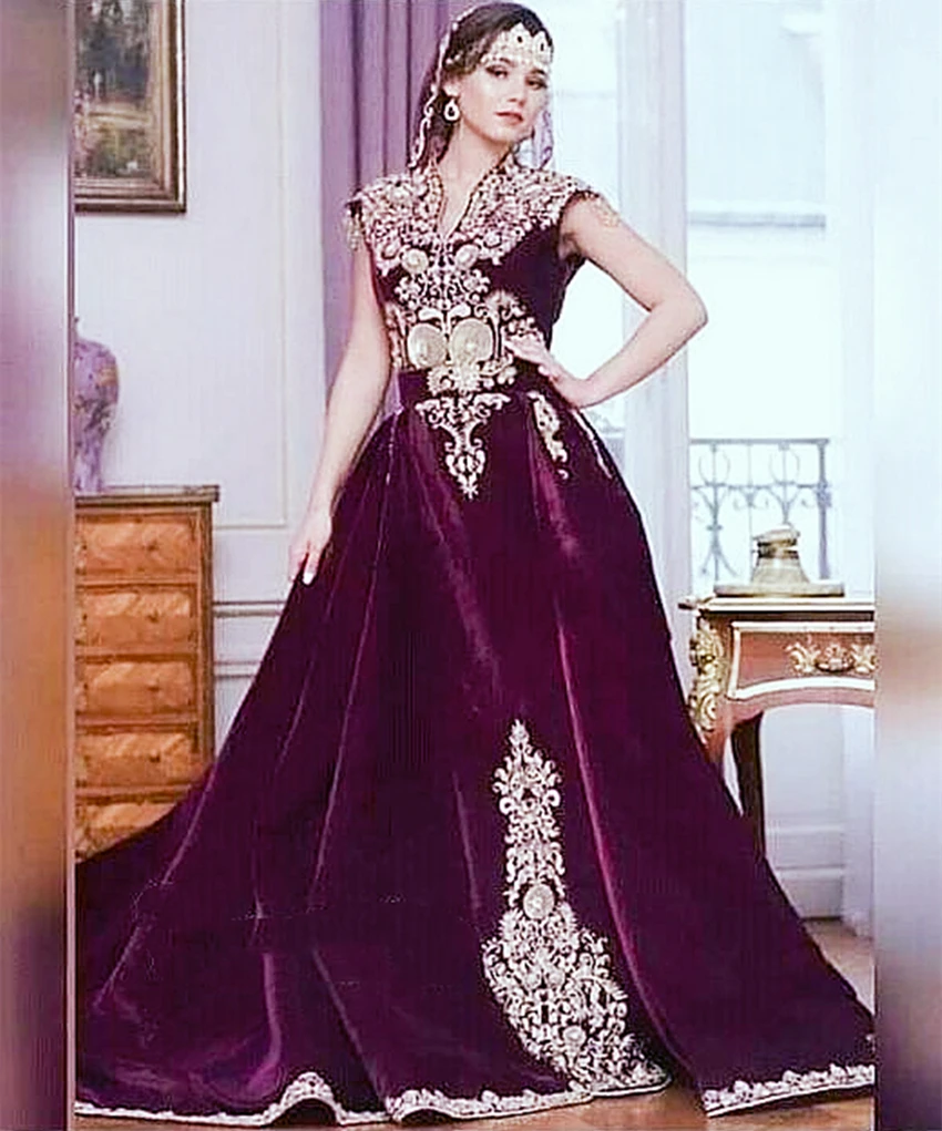 

Arabic Kaftan Evening Dresses V-Neck Short Sleeves Gold Lace Applique Long Dubai Women Celebrity Party Formal Occasion Gown