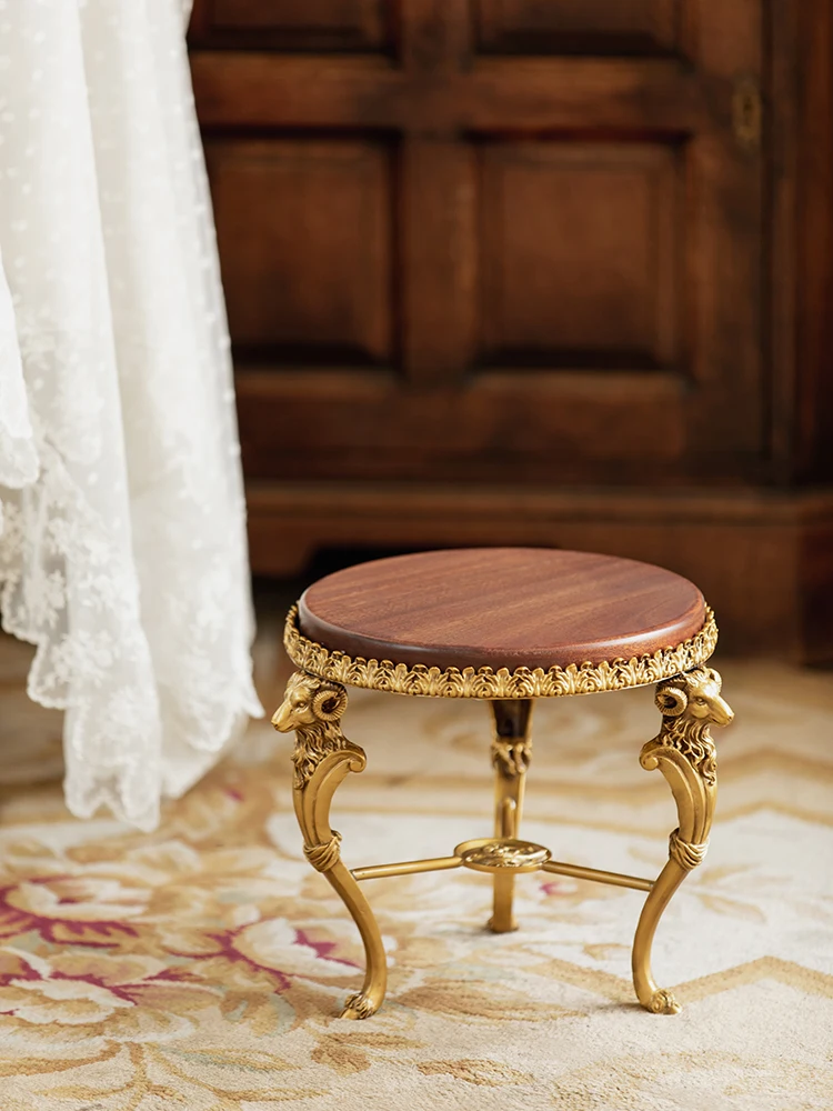 

GY American-Style Small round Stool Coffee Table Retro Affordable Luxury Brass Solid Wood Low Stool Luxury Shoe Changing Stool