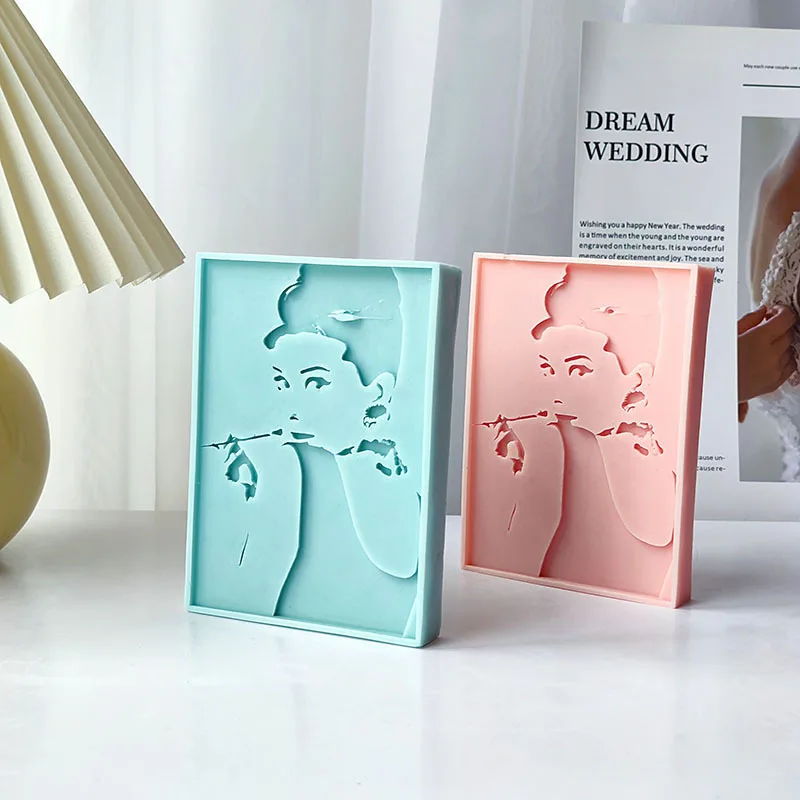 

Audrey Hepburn Statue Candle Mould DIY Aromatherapy Art Ornament Silicone Molds for Craft Candle Making Supplies Resin Mold