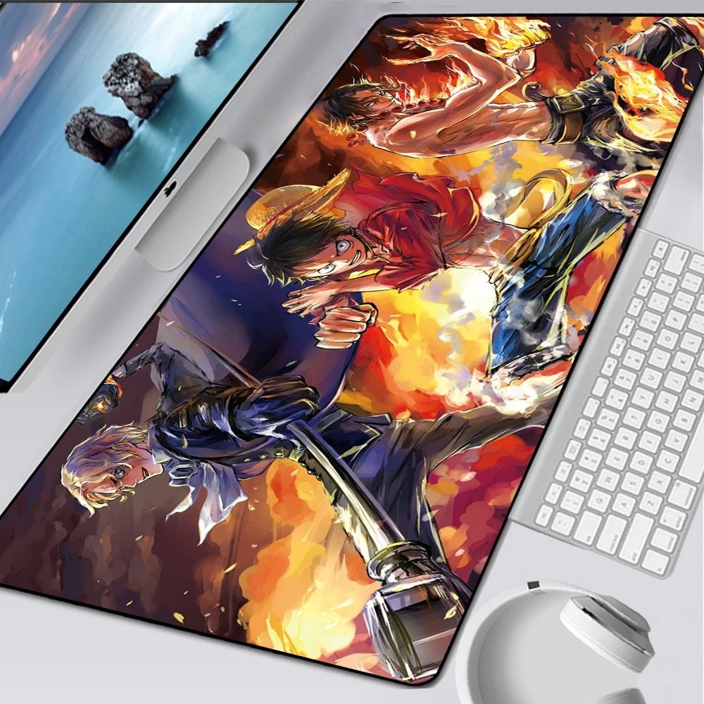 

Японский Аниме One Piece HD Печать XXL коврик для мыши геймерский аксессуар популярный большой компьютер Блокировка края клавиатуры коврик Прямая поставка