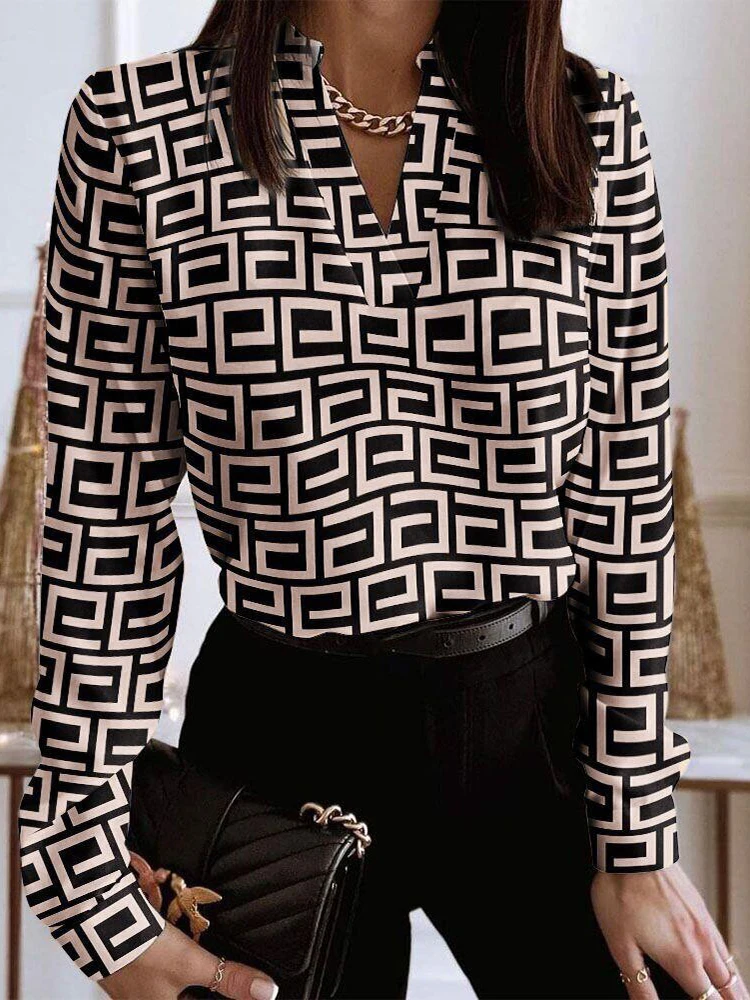 

Women Long Sleeves Geometric Print V-Neck Long Sleeve Casual Top Fashion Female 2022 Hot Hit y2k Casual All-match Top Clothing