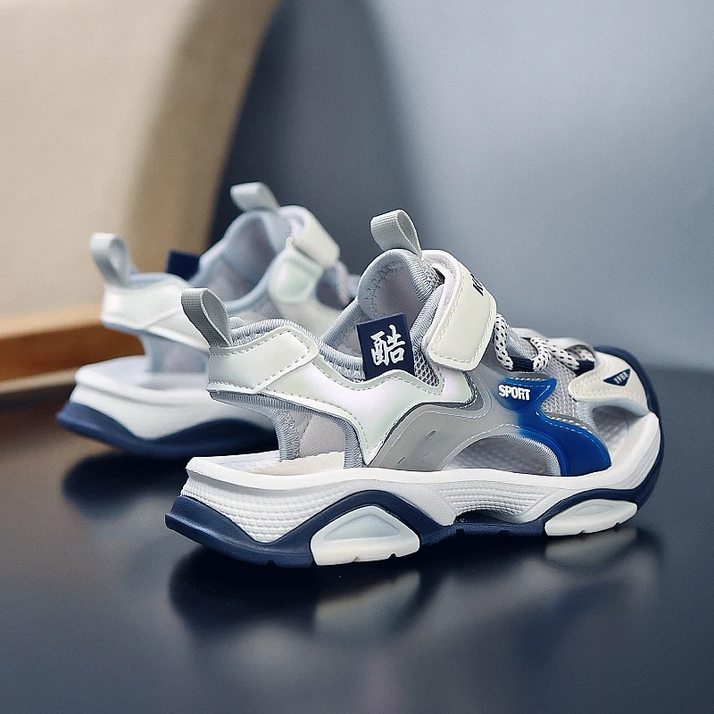 Summer Boys Closed-toe Sandals Anti-slip Soft-Sole Young Student's Sandals Kids Beach Shoes Quick-Dry Breathable Water Sandals