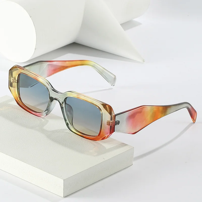 

New European and American fashion trend female sunglasses street shooting colorful Sun Glasses