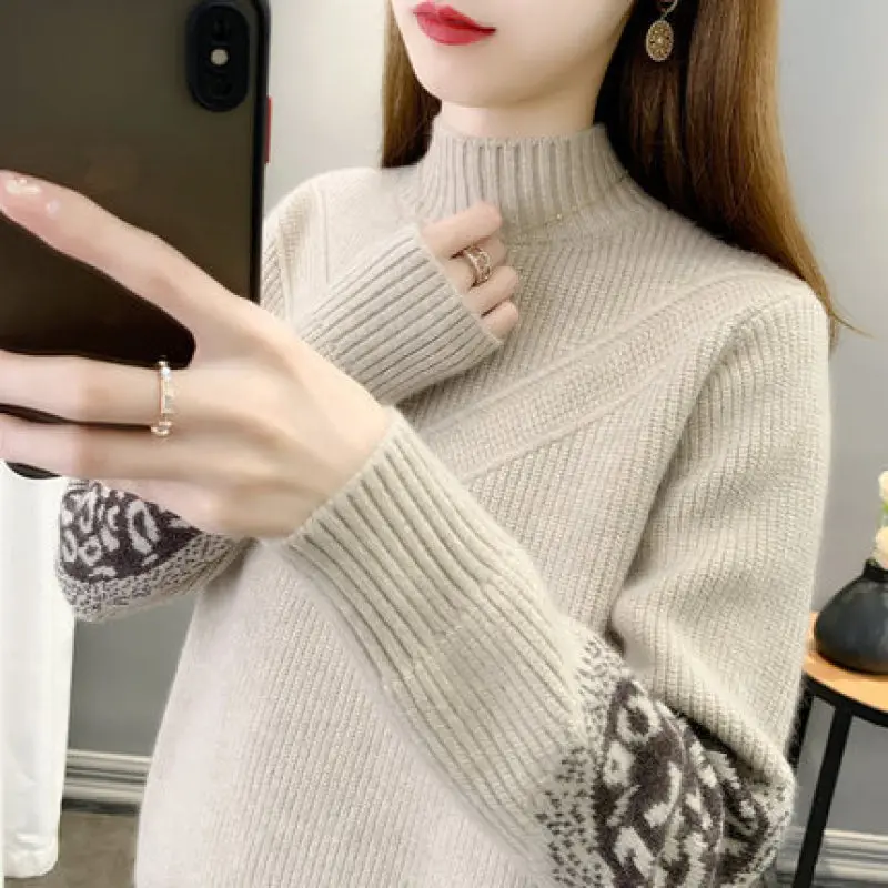 

2022 Spring and Autumn New Style Semi High Neck Sweater Women's Pullover Loose Long Sleeved Sweater