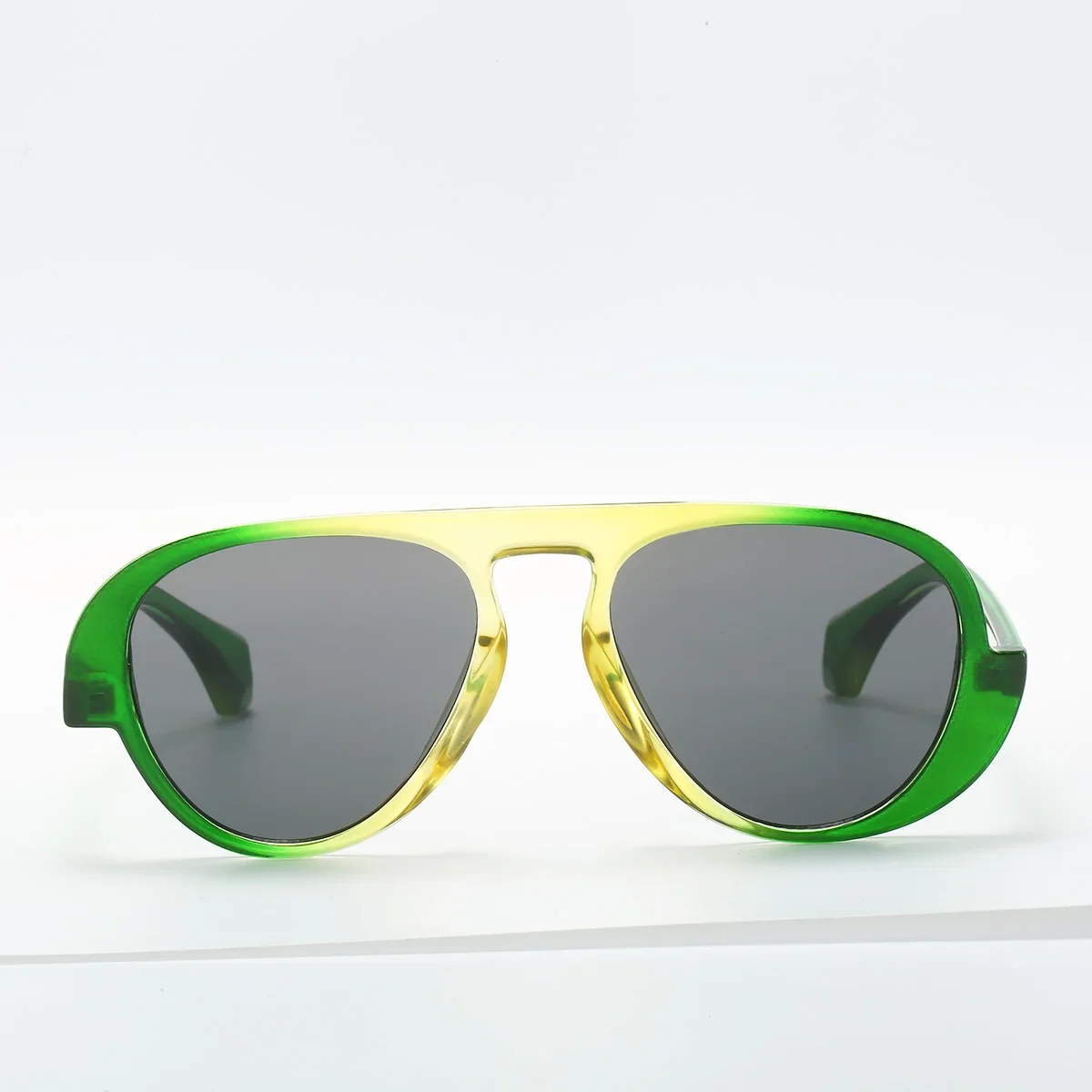 Классические овальные солнцезащитные очки Yuying для женщин с фотохромными линзами