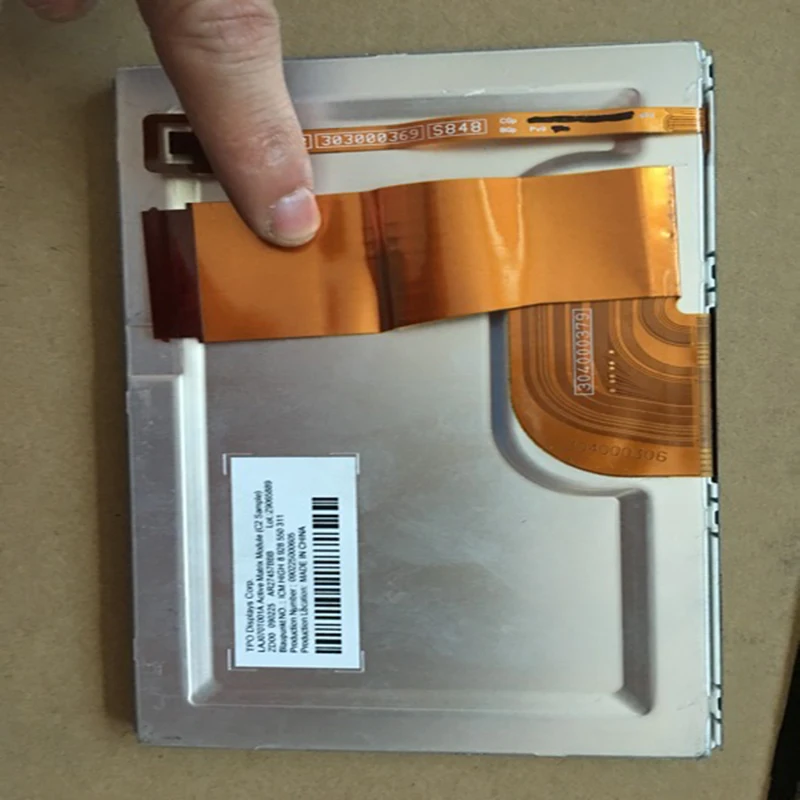 

Free shipping 100% New and Original LAJ070T001A 7 inch TFT Car LCD Screen Display for VOLVO S60 Navigation 3pcs/lot