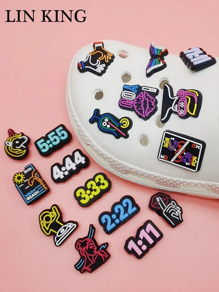 

украшения шармы джибитсы для кроксов Декоративные подвески для обуви, садовые аксессуары для обуви, разноцветная Пряжка из ПВХ, украшения, ...