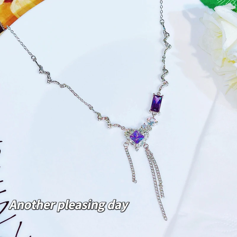 

Ожерелье с кулоном из лавы с уникальным дизайном, инкрустация фиолетовым кубическим цирконием, модные ювелирные изделия в форме сердца для ...