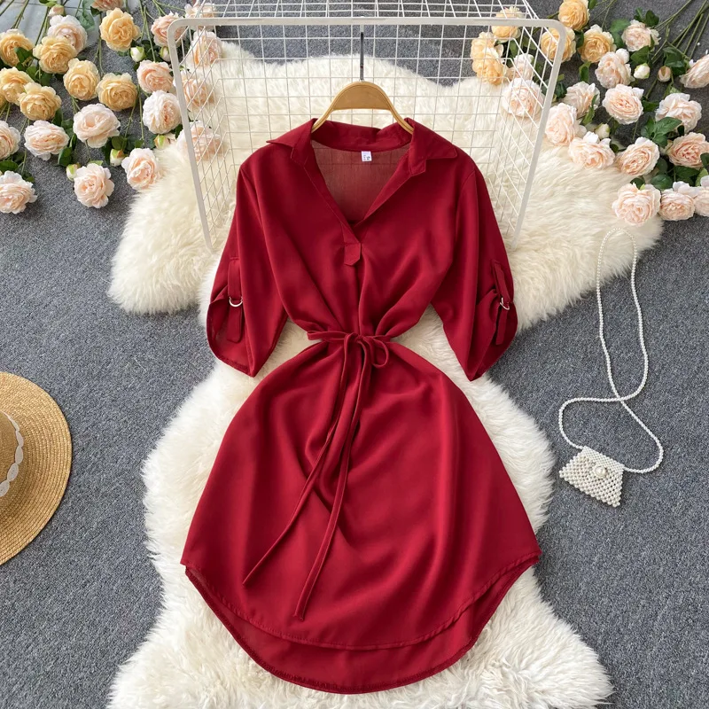 

Dress women's 2022 early spring V-neck mid-length skirt white