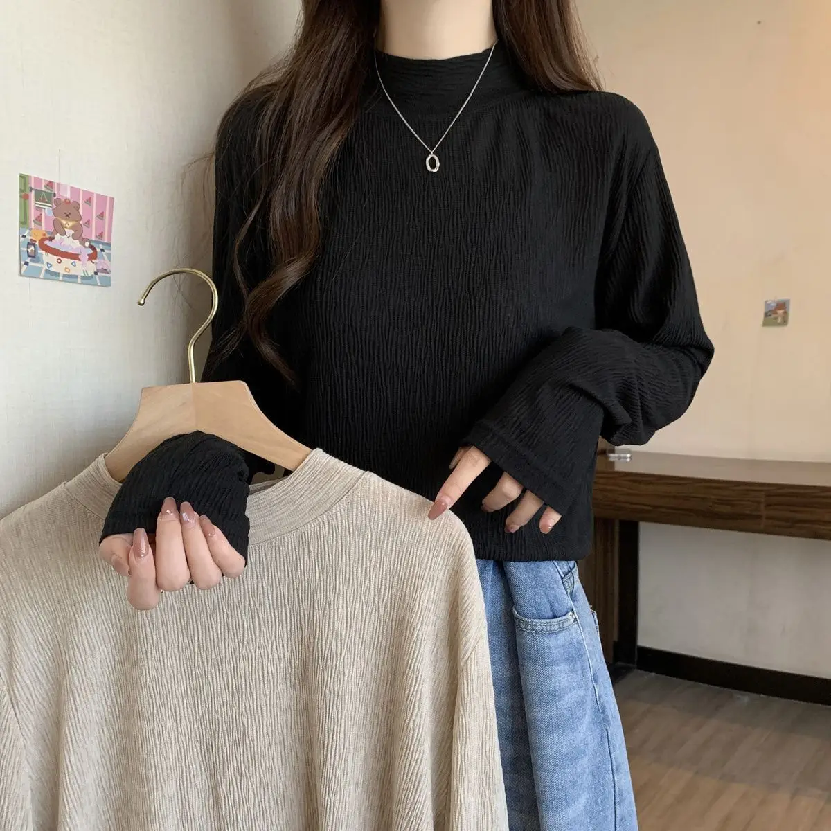 Рисунок 2 - Женские весенне-осенние свитера